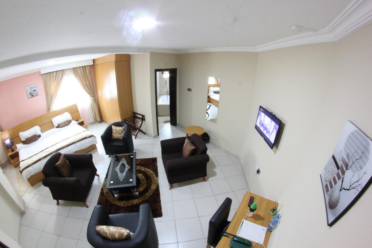 Celia'S Suites Abeokuta Exteriér fotografie