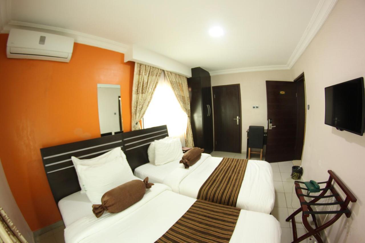 Celia'S Suites Abeokuta Exteriér fotografie