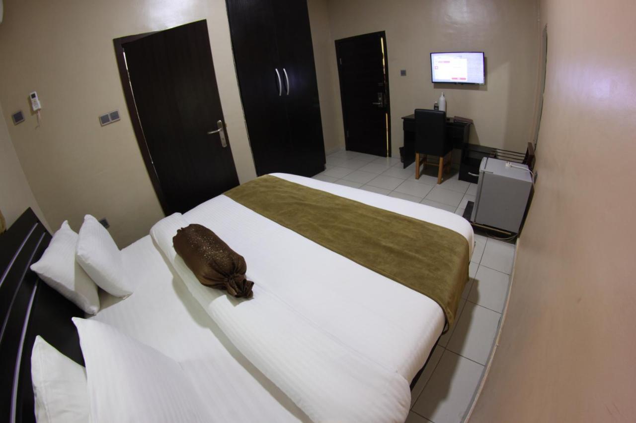 Celia'S Suites Abeokuta Exteriér fotografie